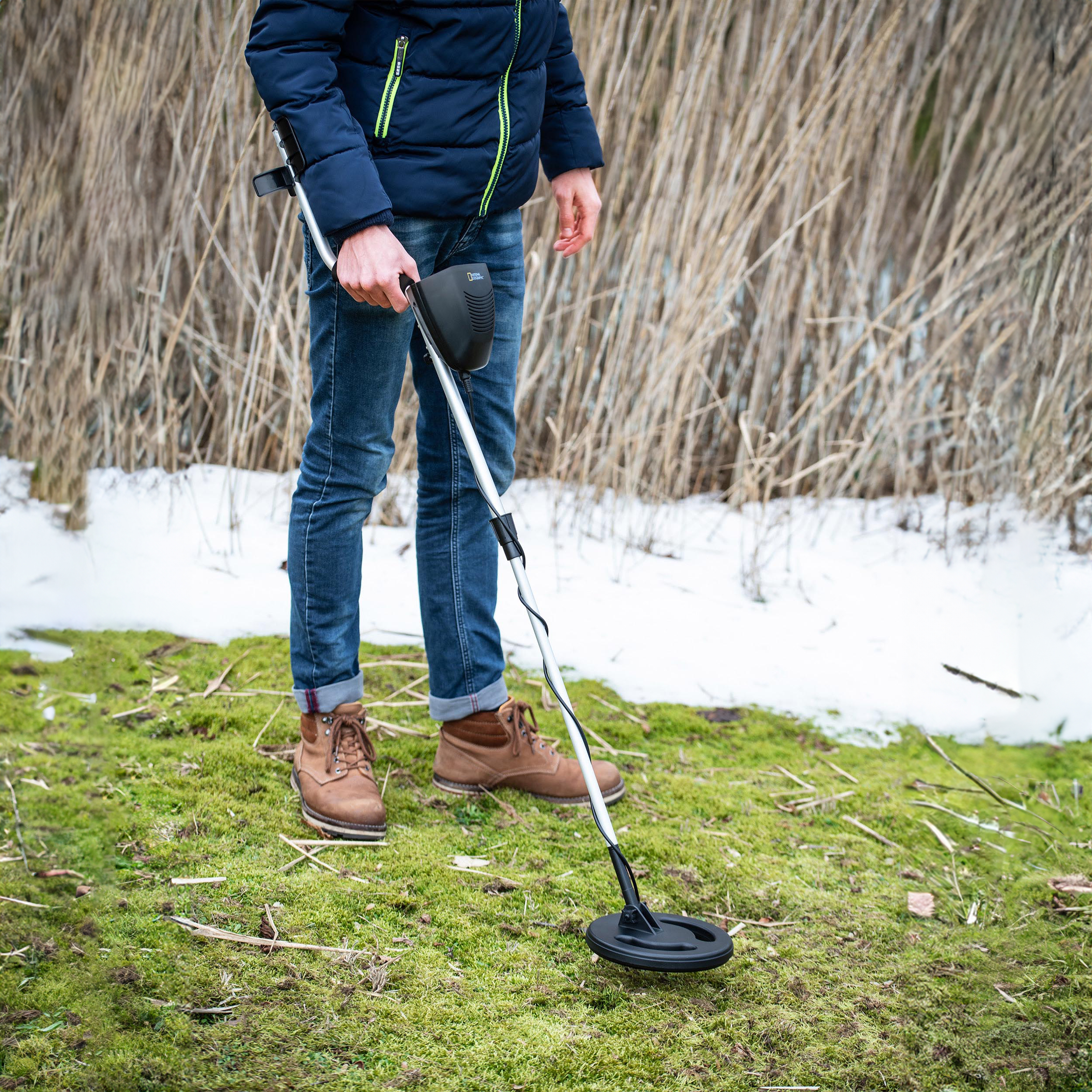 Metal detector NATIONAL GEOGRAPHIC con riconoscimento del tipo di metallo e indicatore della profondità